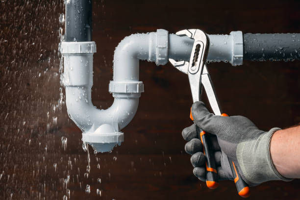 Professional Leak Detection technician working in Waltham, MA